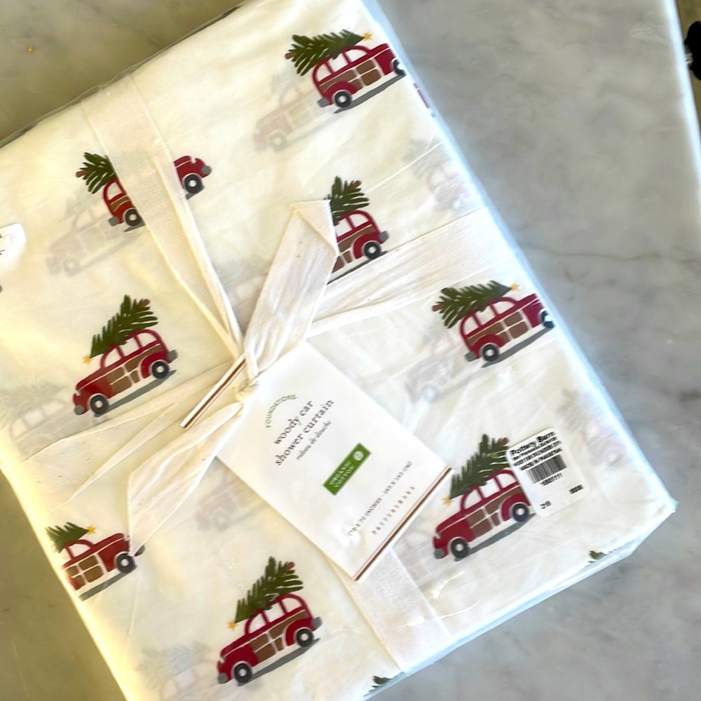 NWT Pottery Barn Shower Curtain